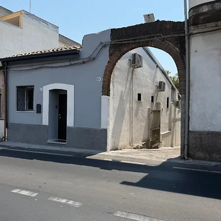 Casa de hóspedes Dm 4*